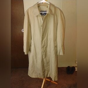 Burberry Tan Classic Trench Coat with Full Length and Lapel Collar